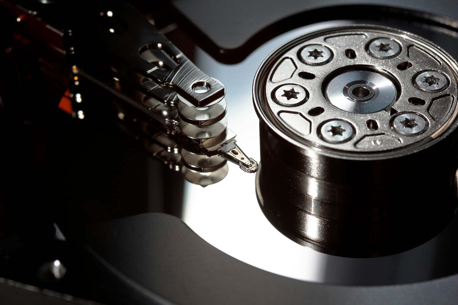What is a Hardware Failure and How to Prevent It - 7 Data Recovery Glossary
